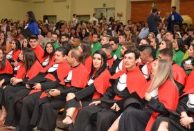 Formatura da Faculdade Dom Bosco mobiliza quase cem novos profissionais em Cornélio